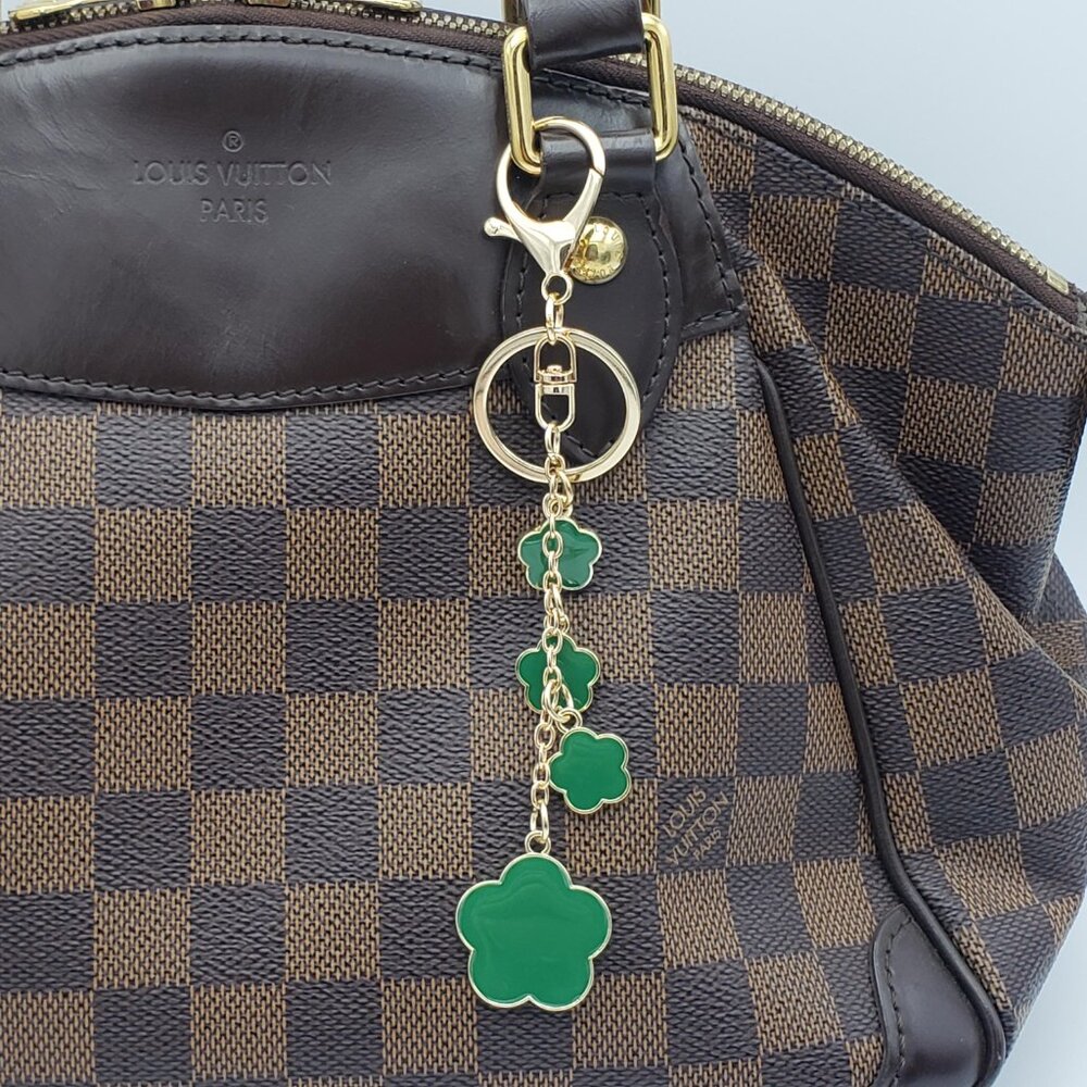 LV Authentic Gold Padlock 🔒 Key Set w/ Unbranded Flower Keychain Charm - Picture 12 of 13